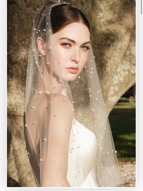 Toni Federici Pearl Cathedral Veil